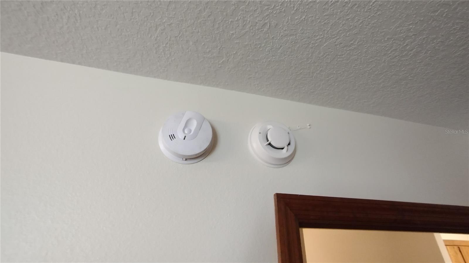 Image 16 of 79 For 14570 96th Court Se