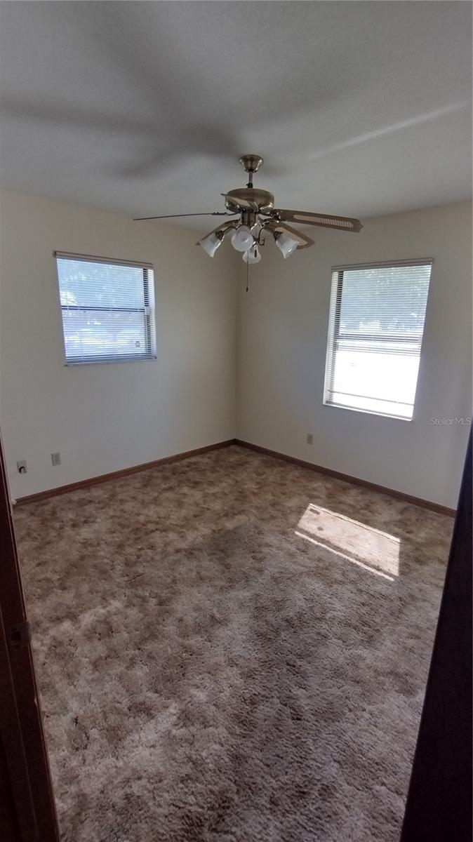 Image 22 of 79 For 14570 96th Court Se