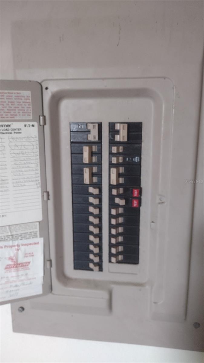 Image 27 of 79 For 14570 96th Court Se