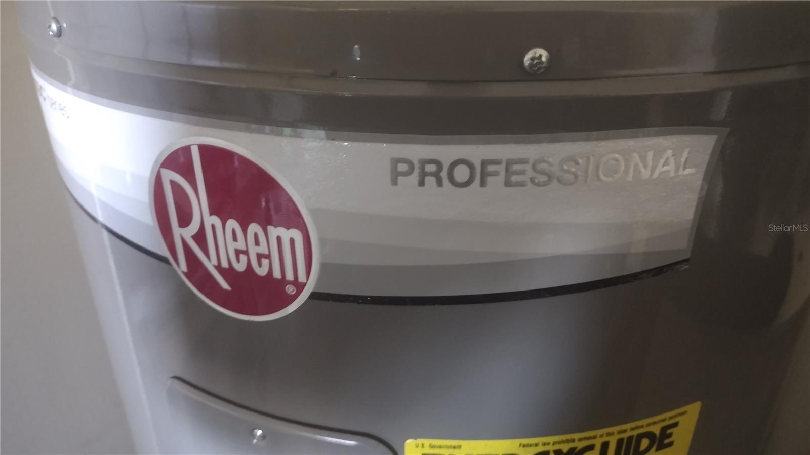 Image 29 of 79 For 14570 96th Court Se