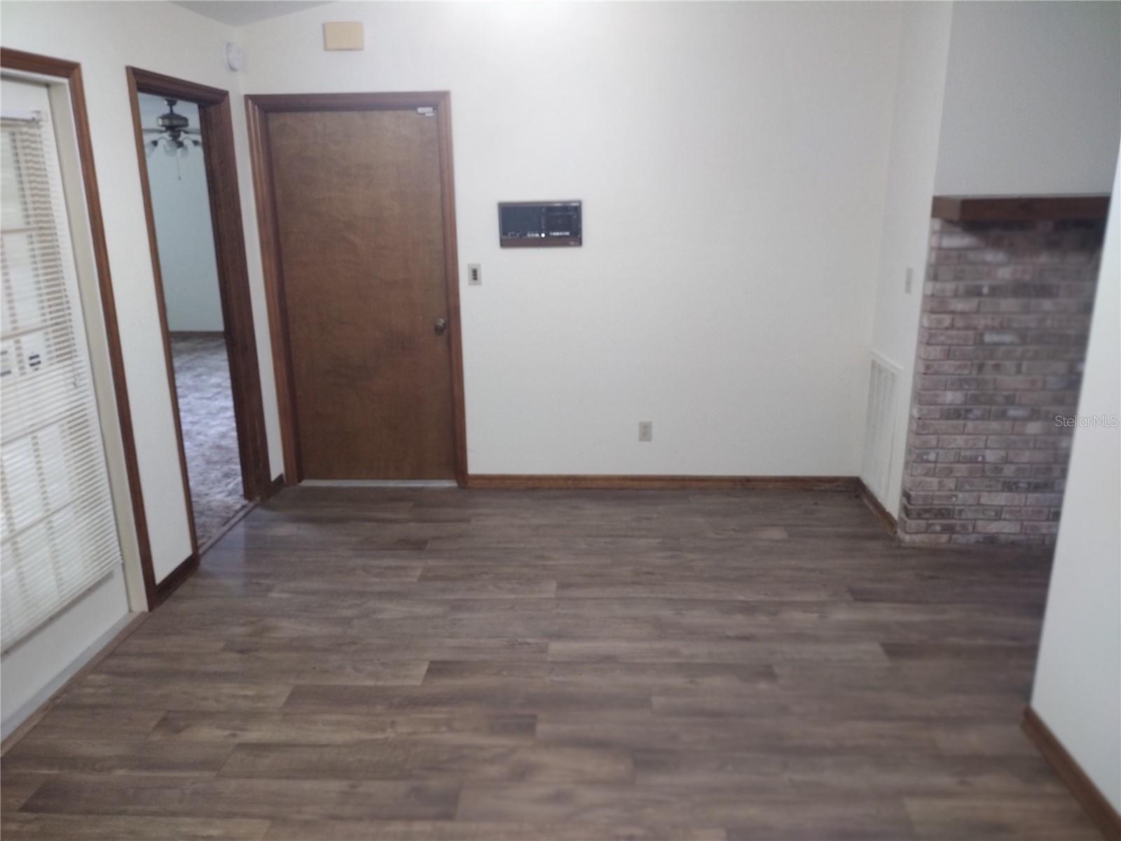 Image 42 of 79 For 14570 96th Court Se