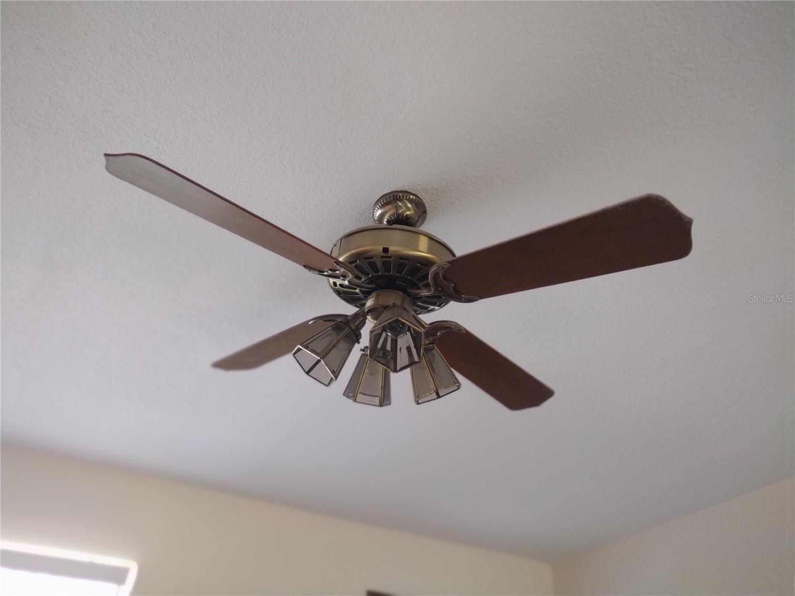 Image 58 of 79 For 14570 96th Court Se