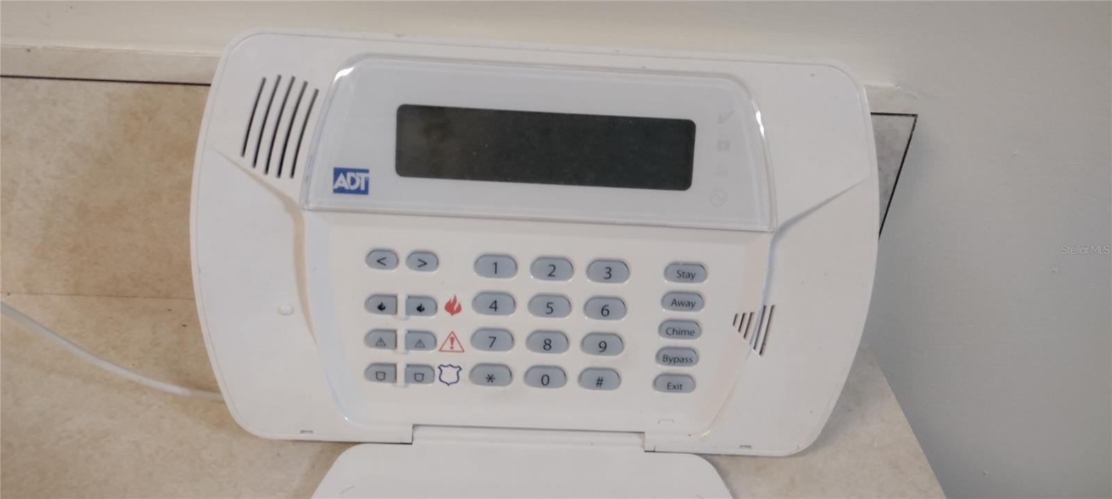 Image 73 of 79 For 14570 96th Court Se