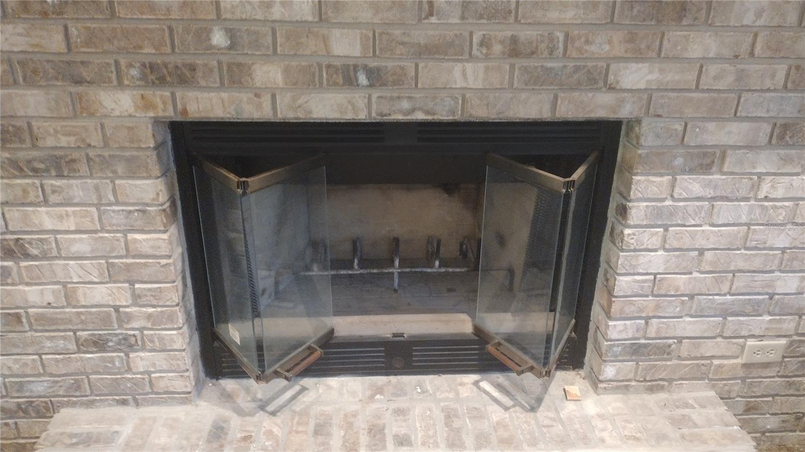 Image 9 of 79 For 14570 96th Court Se