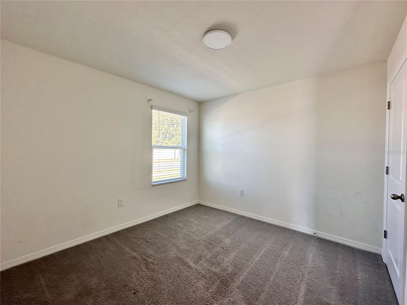 Image 11 of 16 For 24624 23rd Lane