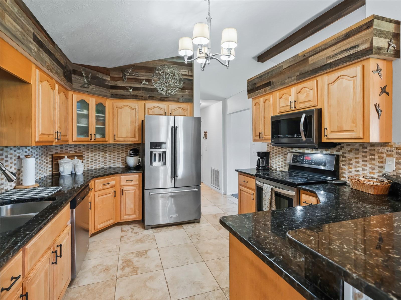 Image 16 of 50 For 15600 47th Avenue