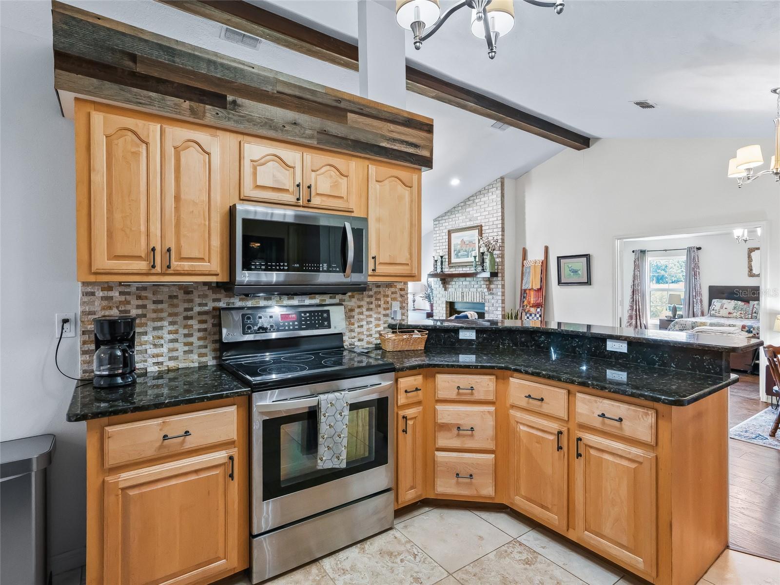 Image 17 of 50 For 15600 47th Avenue