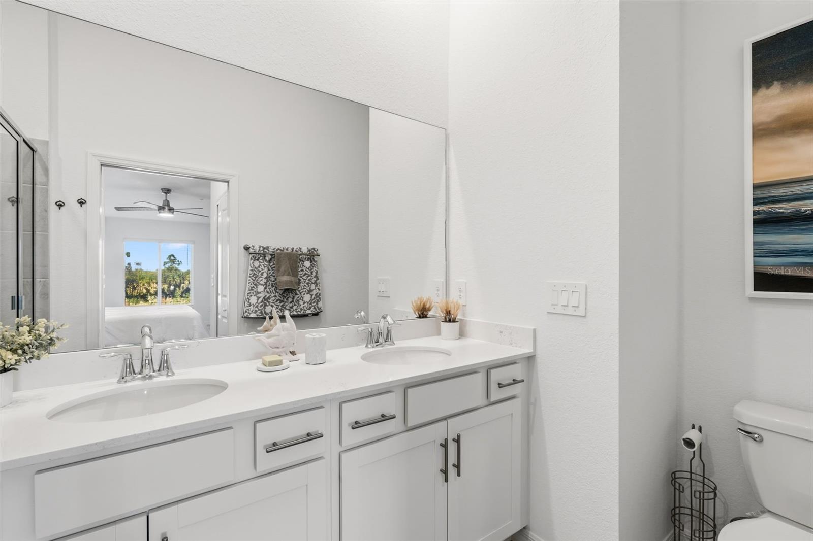 Image 26 of 44 For 17475 Opal Sand Drive 207