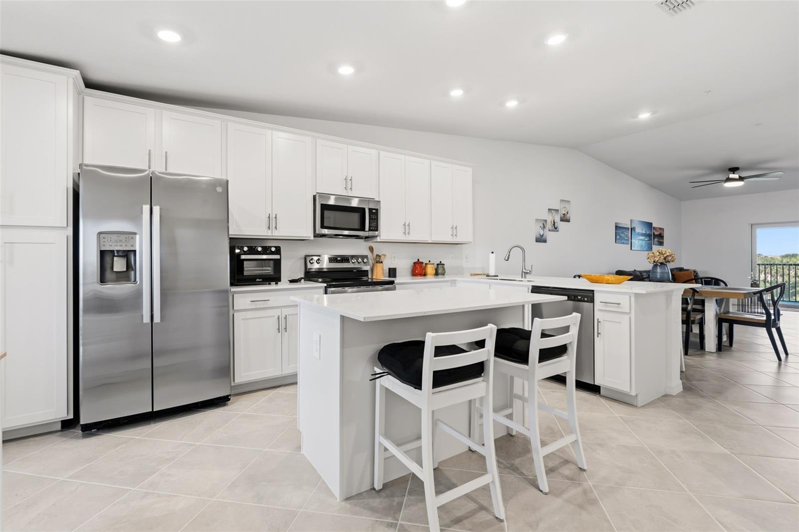 Image 7 of 44 For 17475 Opal Sand Drive 207