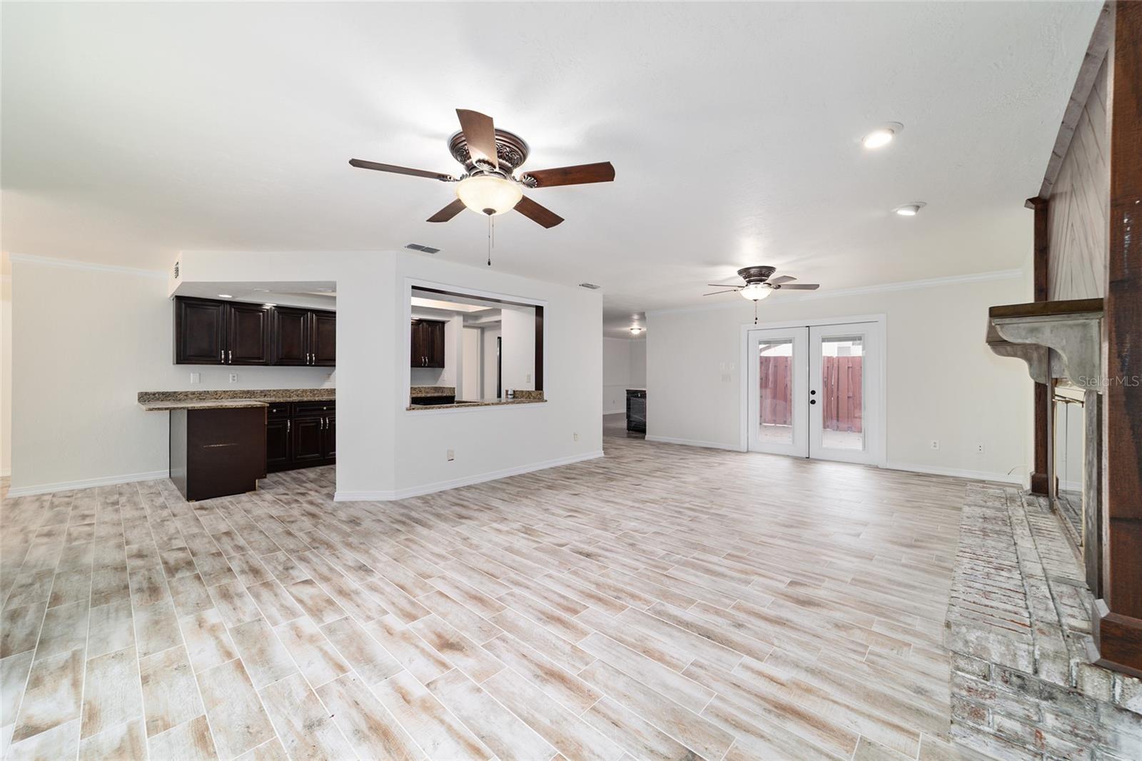 Image 12 of 32 For 2140 45th Avenue 2140