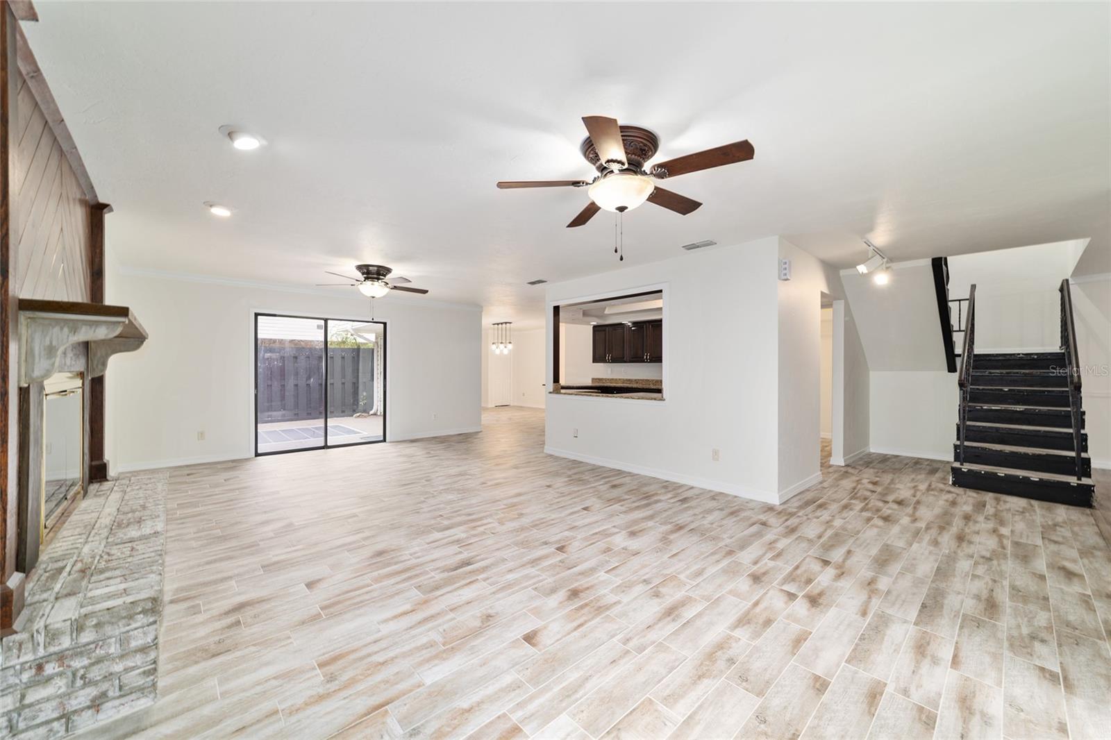 Image 19 of 32 For 2140 45th Avenue 2140