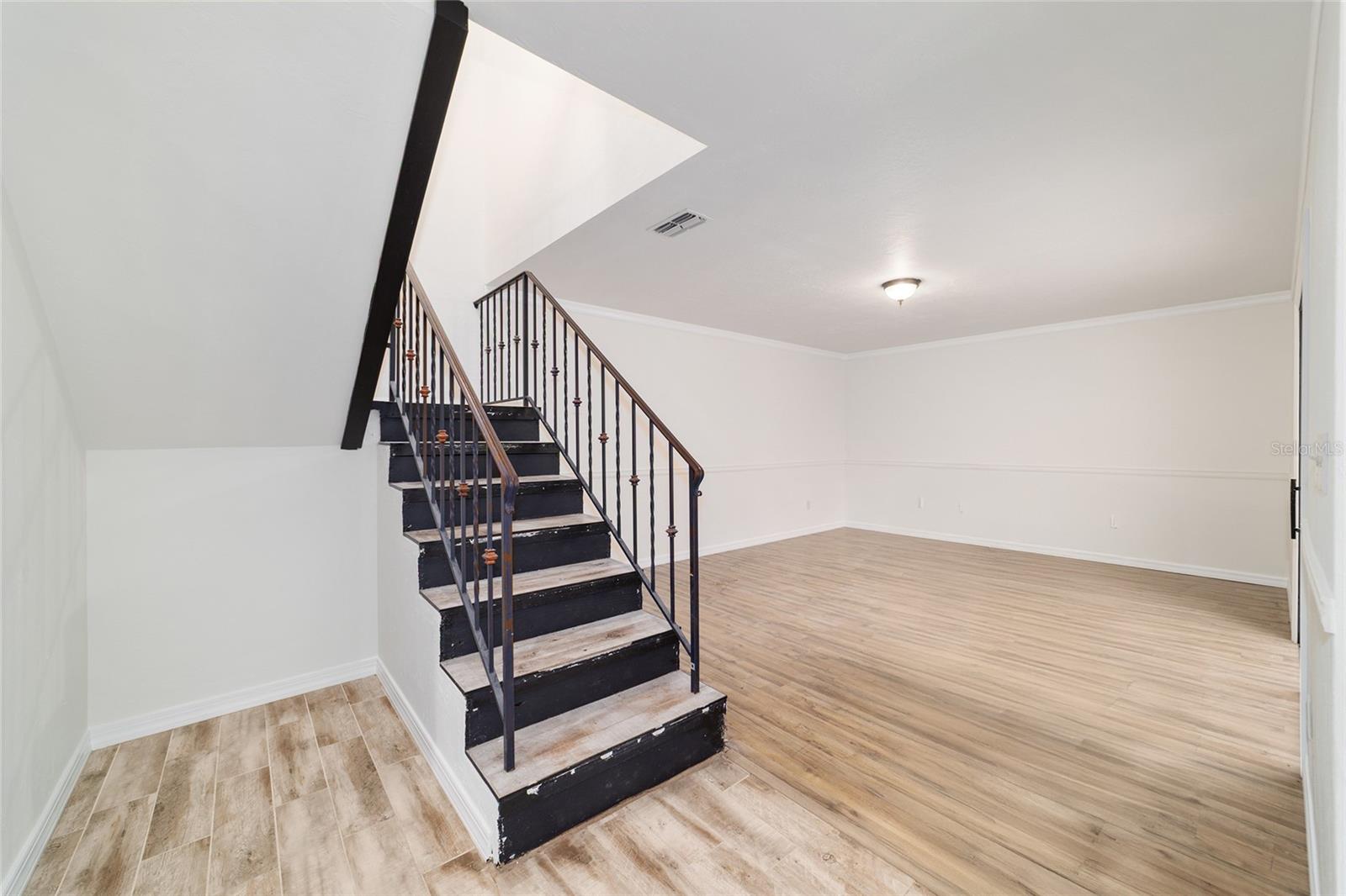 Image 22 of 32 For 2140 45th Avenue 2140