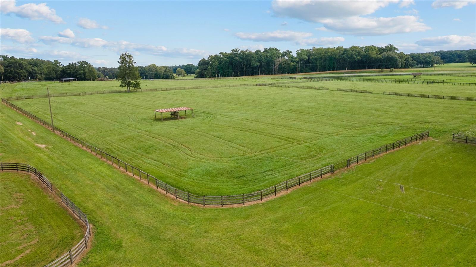 Image 10 of 40 For 17176 Us Highway 441