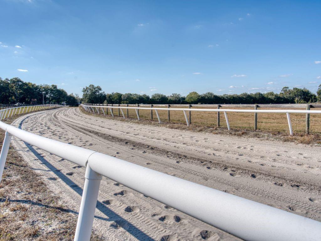 Image 49 of 76 For 1345 155 Place