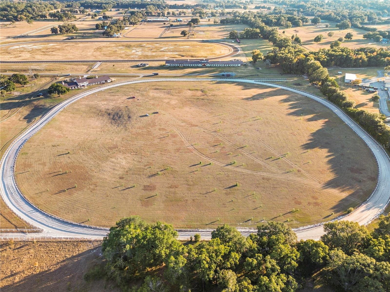 Image 60 of 76 For 1345 155 Place