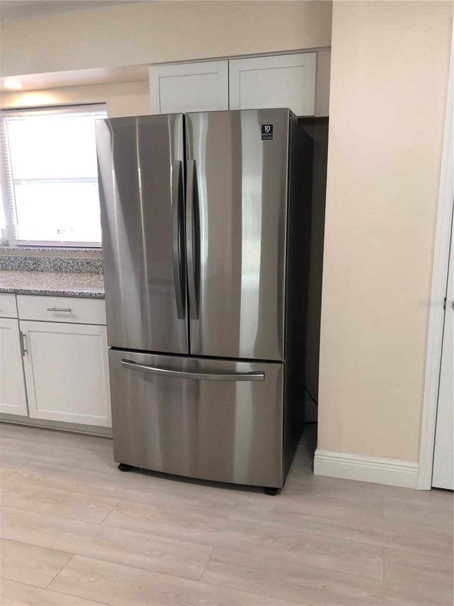 Image 11 of 27 For 603 Bahia Circle