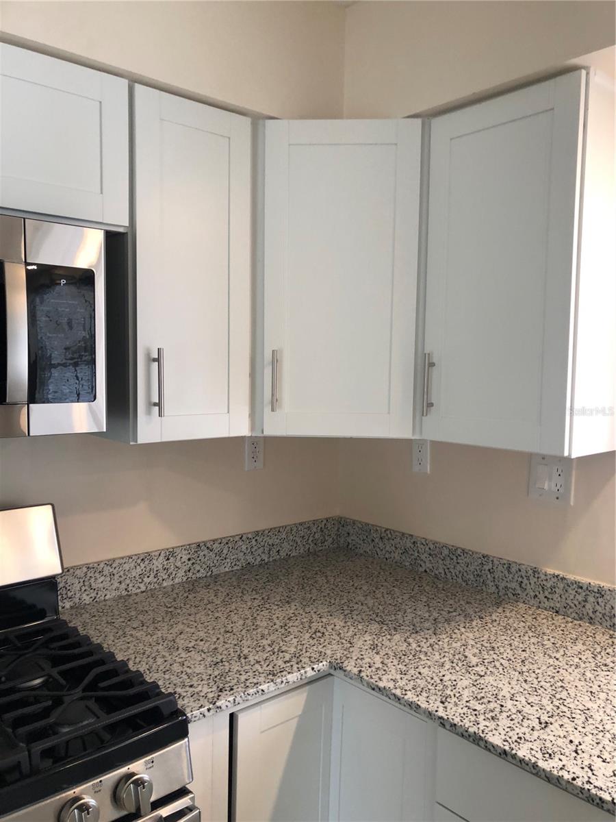 Image 12 of 27 For 603 Bahia Circle