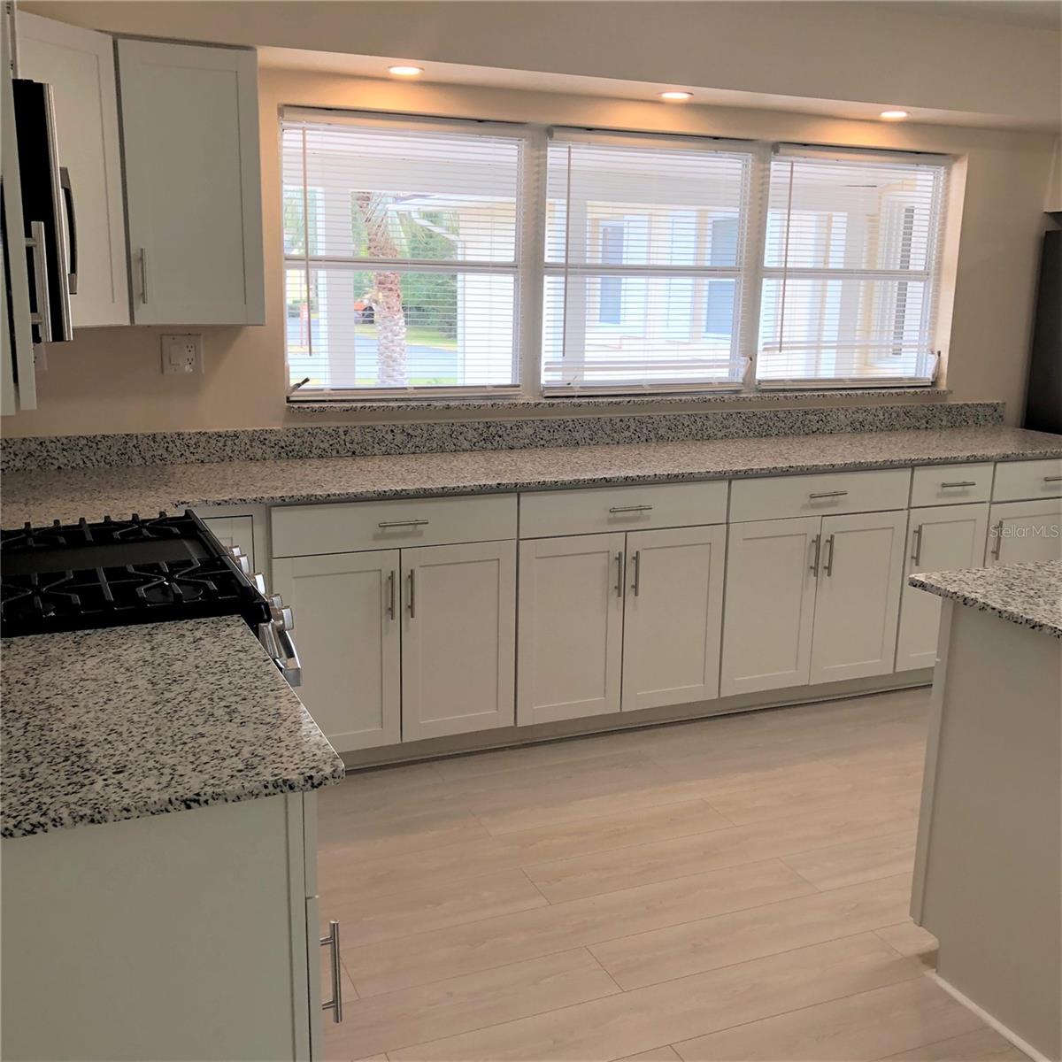 Image 14 of 27 For 603 Bahia Circle