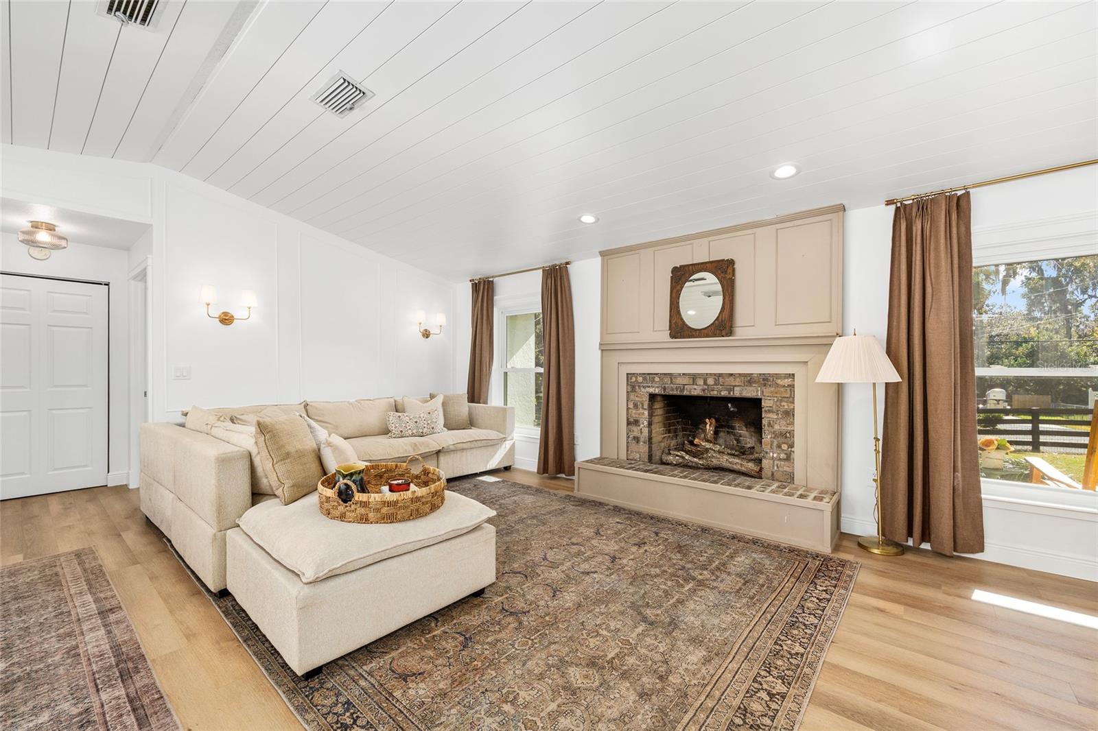 Image 11 of 60 For 541 35th Street