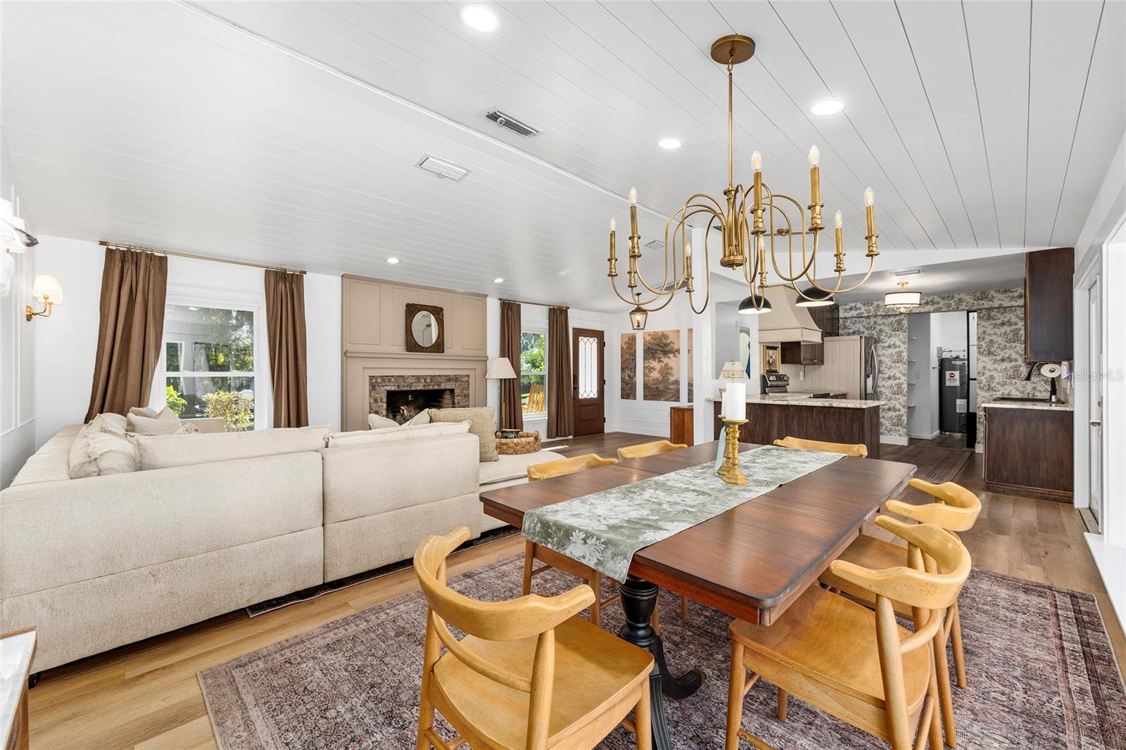 Image 16 of 60 For 541 35th Street