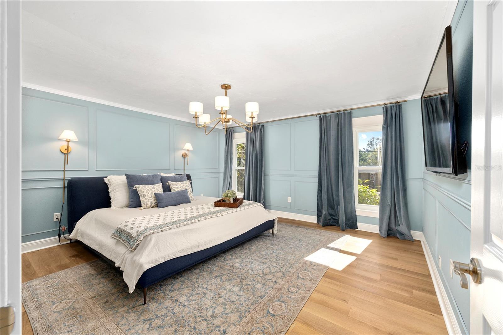 Image 22 of 60 For 541 35th Street