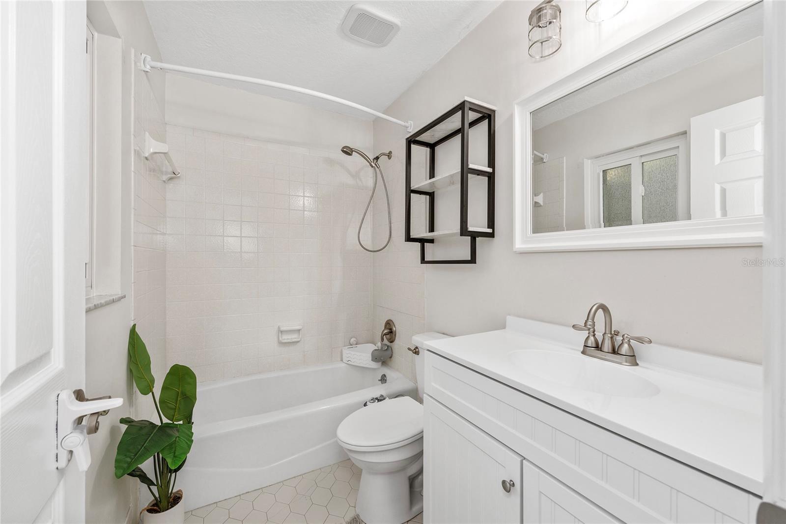 Image 29 of 60 For 541 35th Street