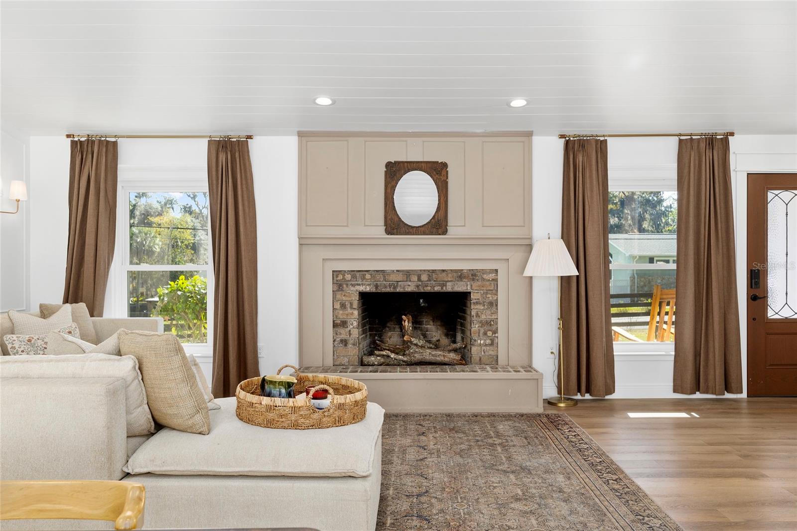 Image 3 of 60 For 541 35th Street