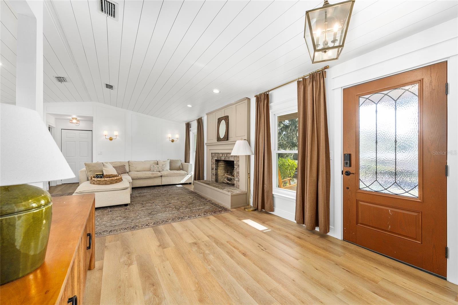 Image 9 of 60 For 541 35th Street