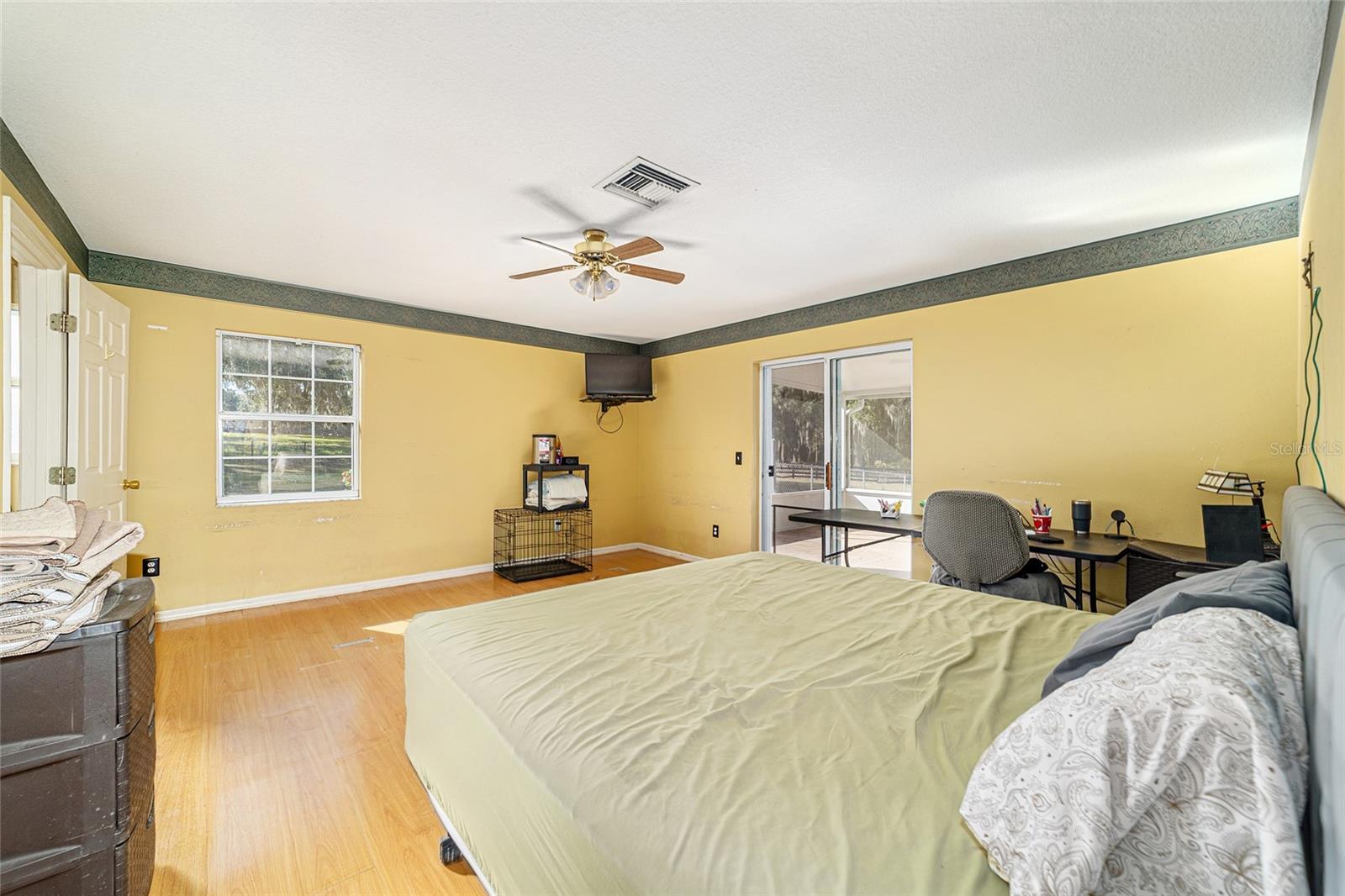 Image 36 of 90 For 4350 89th Avenue