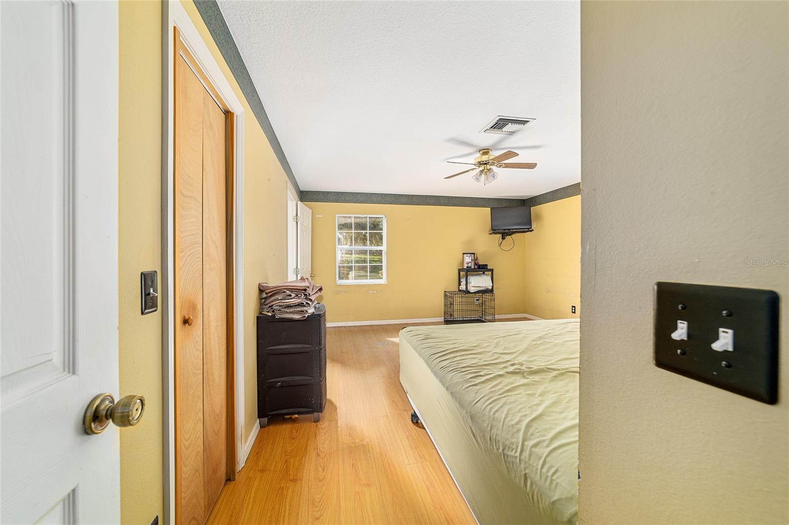 Image 37 of 90 For 4350 89th Avenue