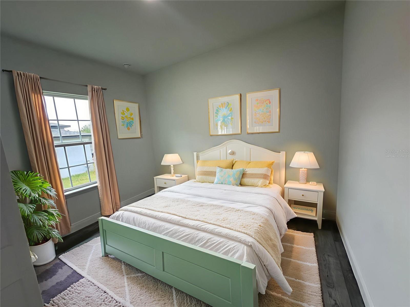 Listing photo id 17 for 2486 Magenta Drive