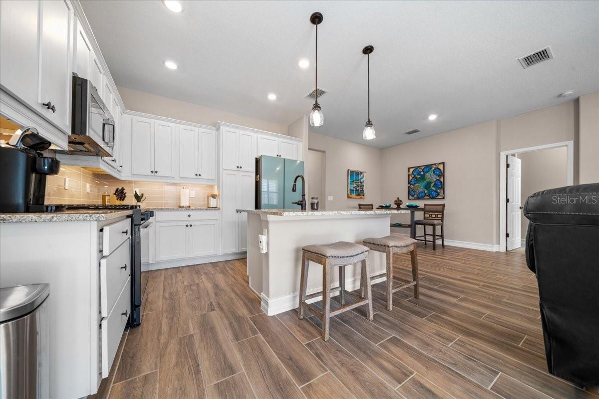 Image 12 of 50 For 5360 34th Street