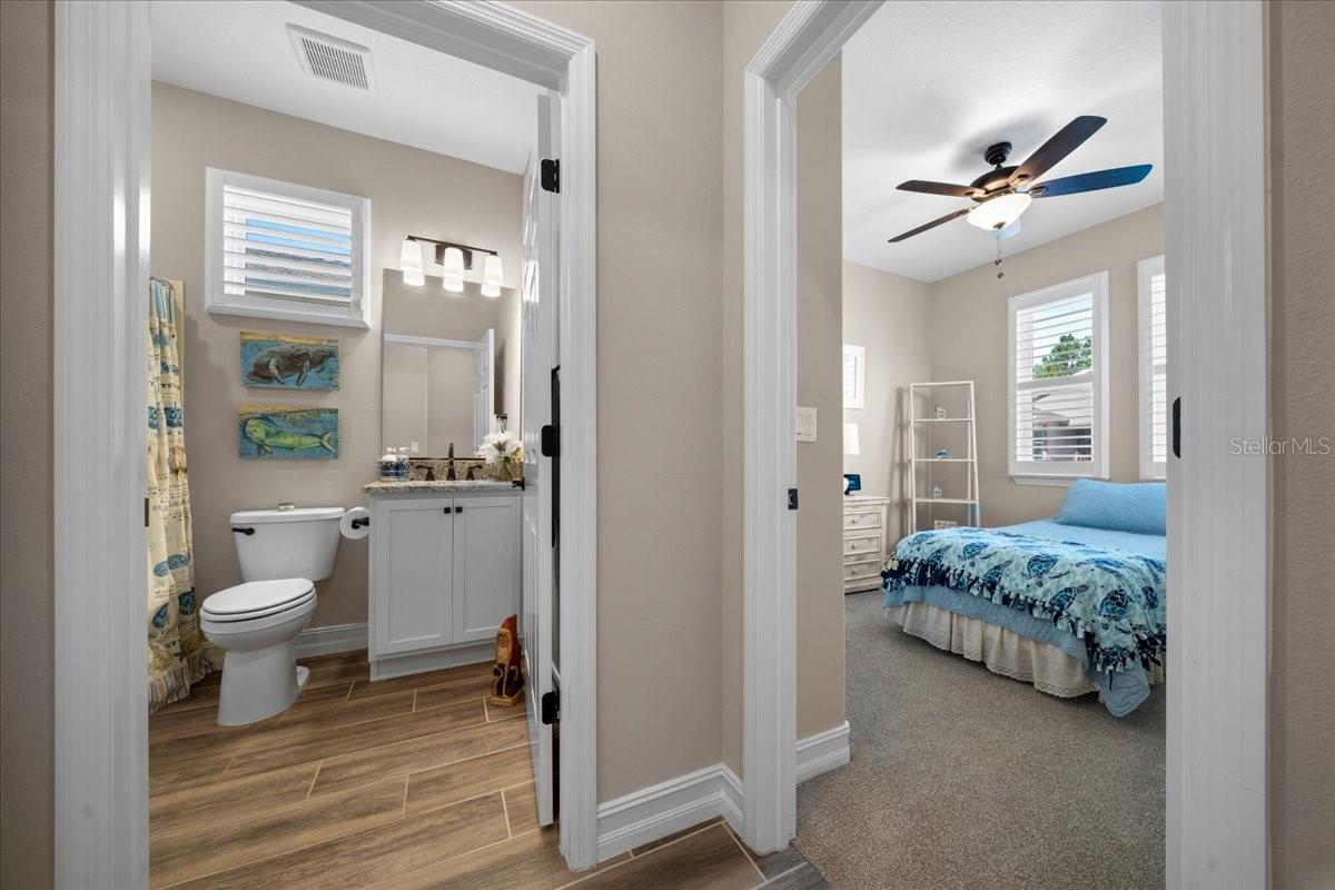 Image 22 of 50 For 5360 34th Street