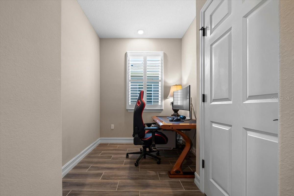 Image 26 of 50 For 5360 34th Street