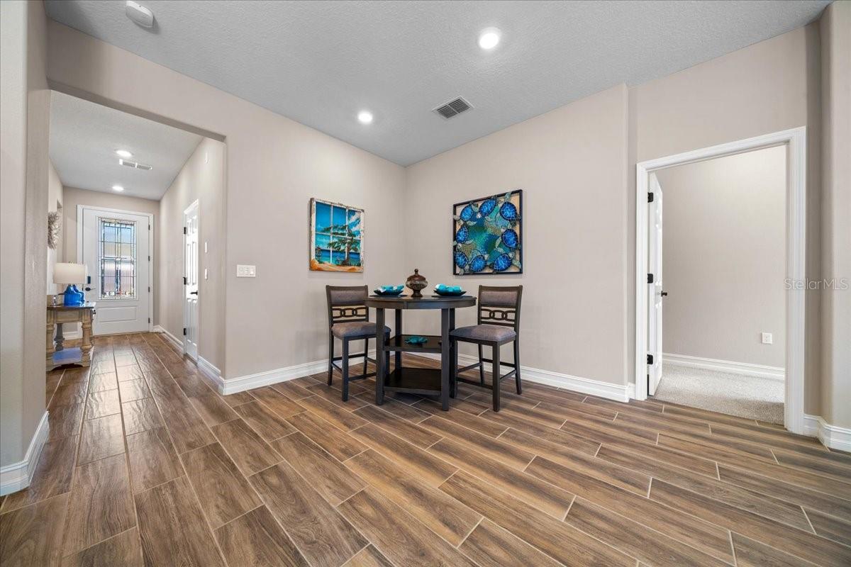 Image 5 of 50 For 5360 34th Street