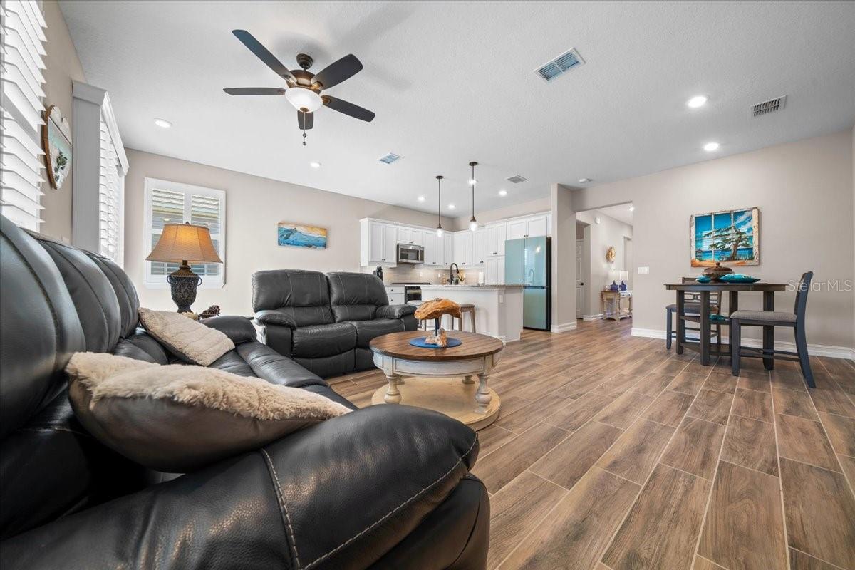 Image 7 of 50 For 5360 34th Street