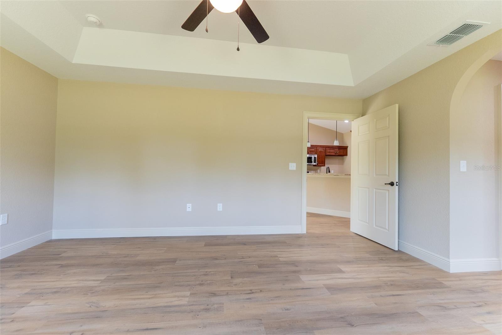 Image 32 of 65 For 1809 Harbor Hills Road