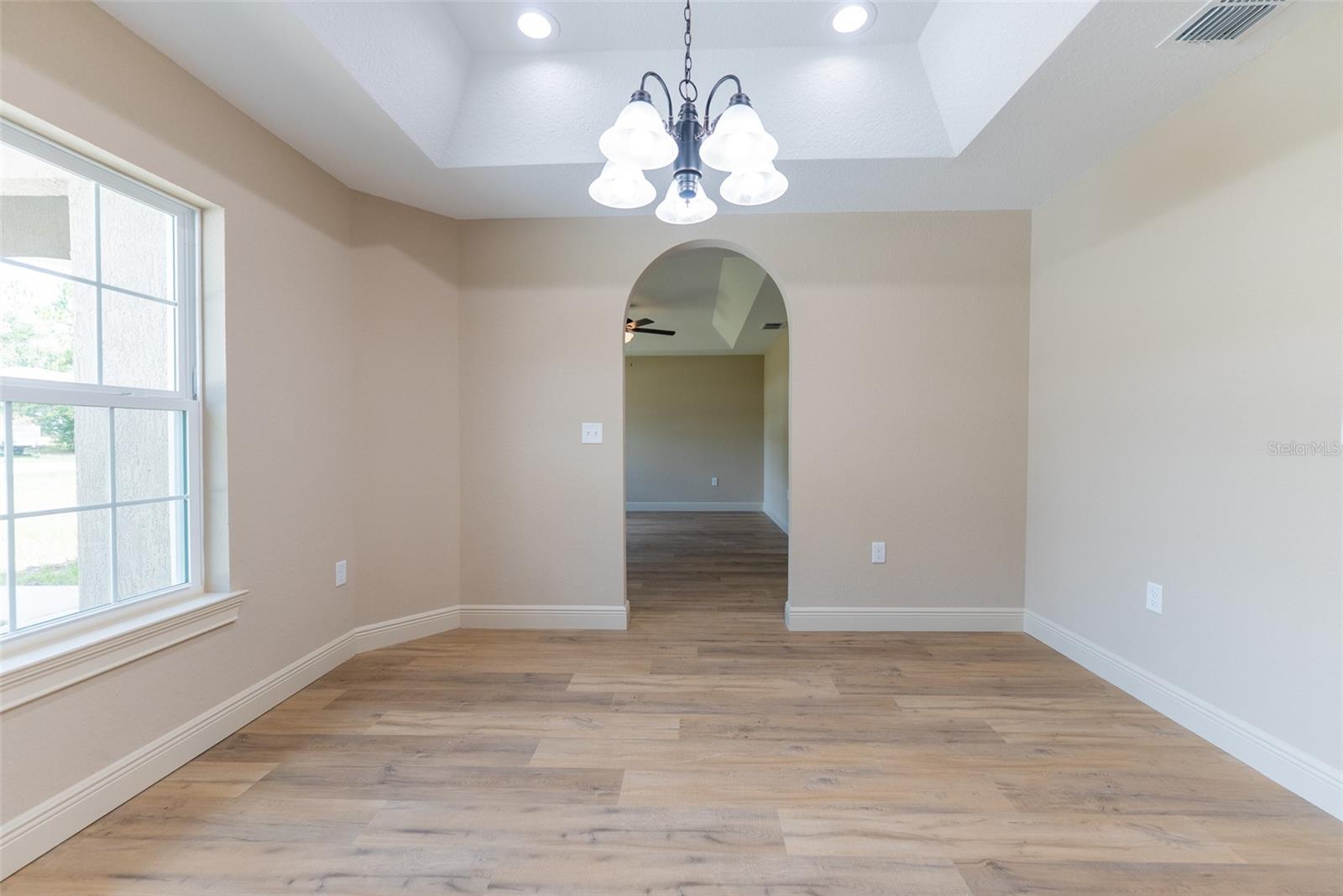 Image 14 of 65 For 23495 Cottonwood Lane