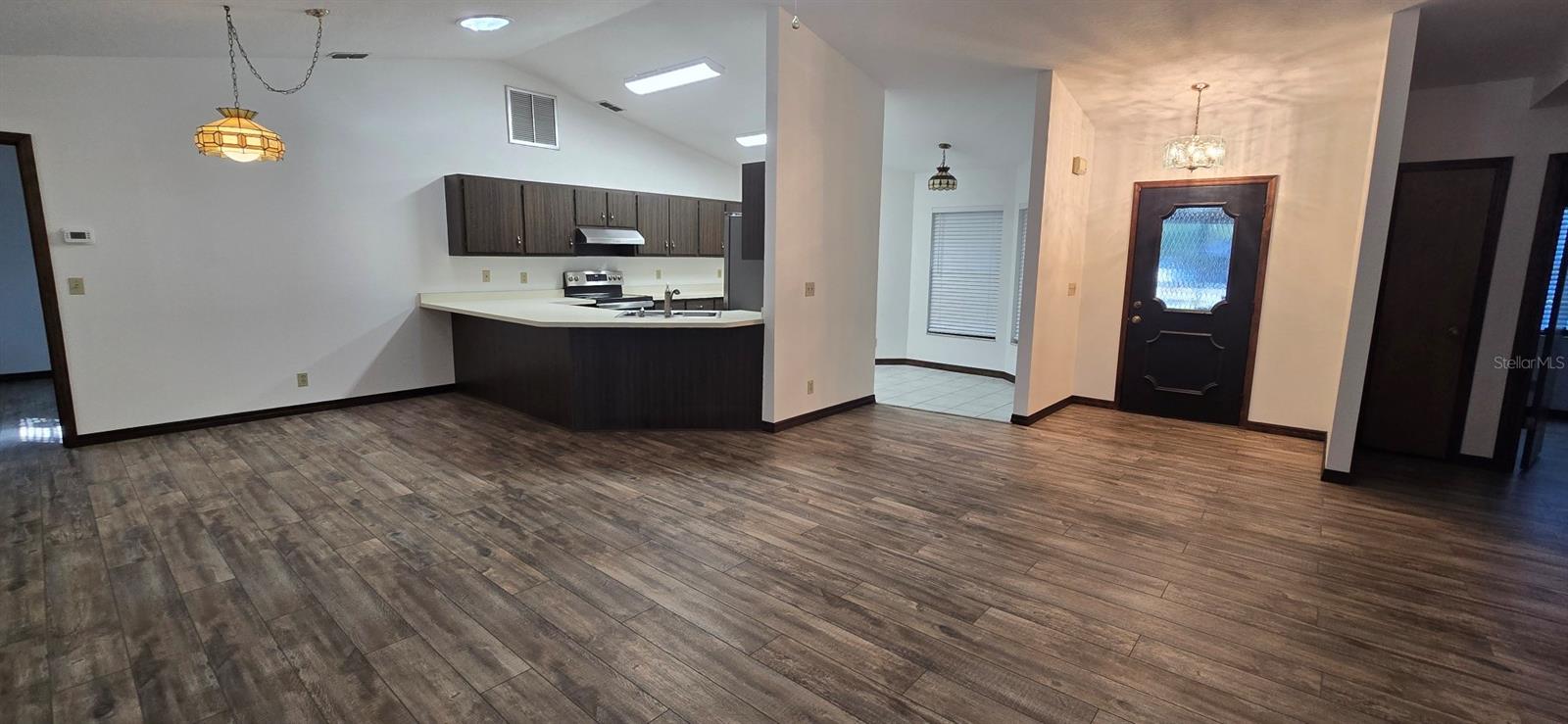 Image 13 of 20 For 10605 68 Terrace