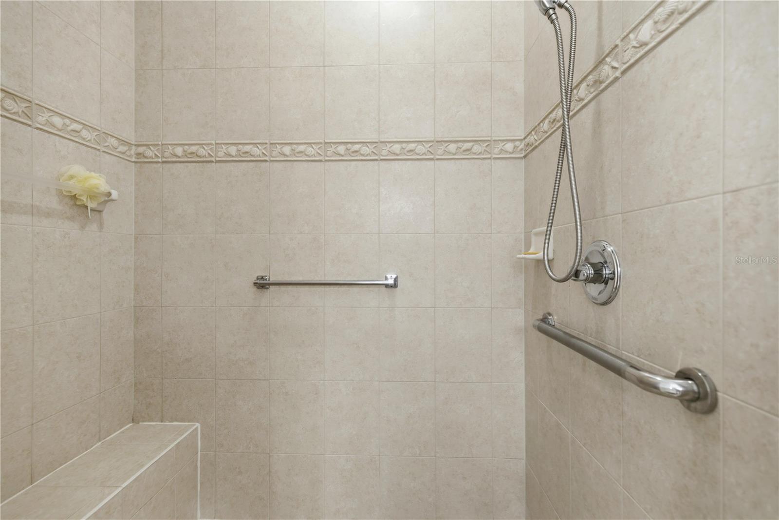 Image 18 of 33 For 8821 82nd Court Road