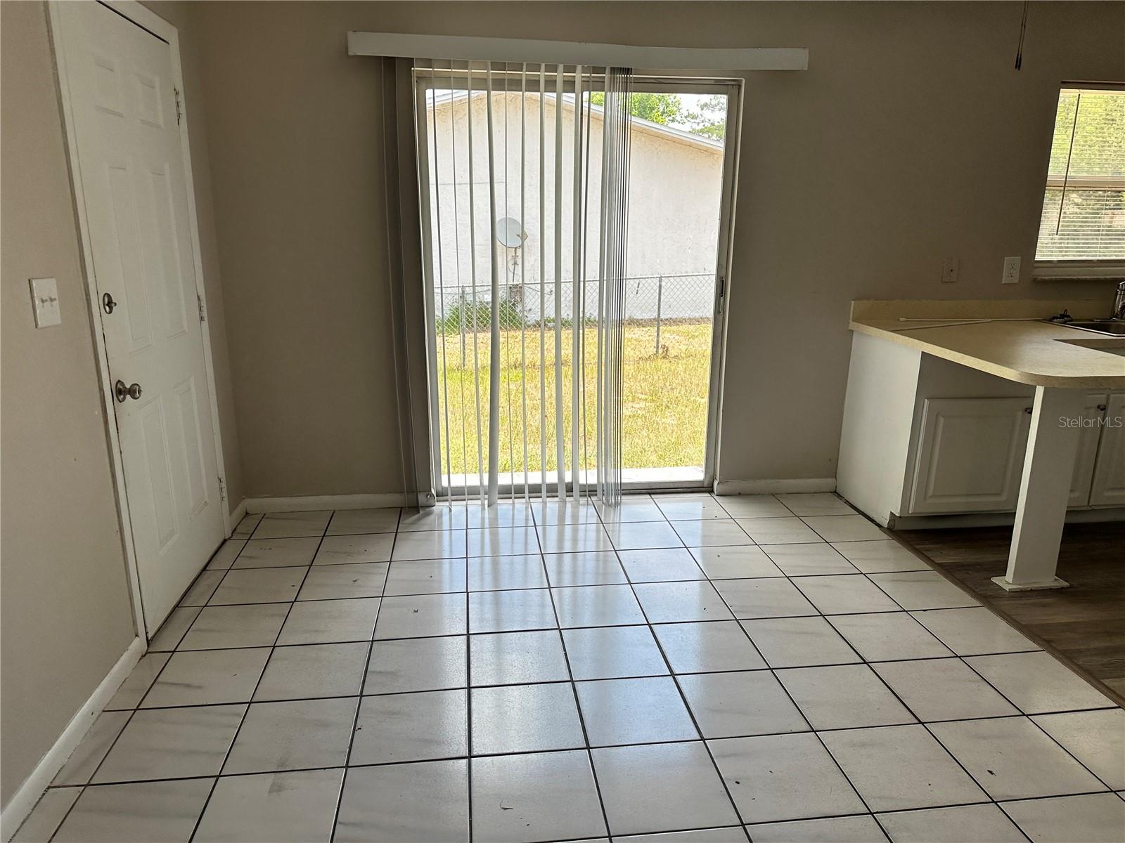 Image 10 of 12 For 469 Emerald Road