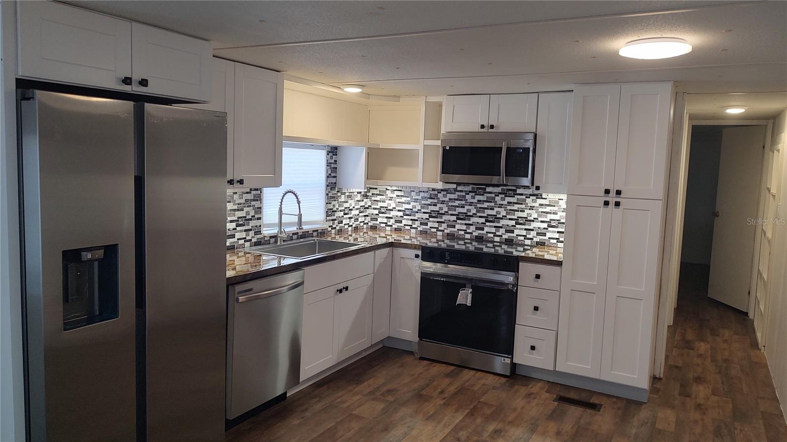 Image 9 of 35 For 10129 Bass Circle