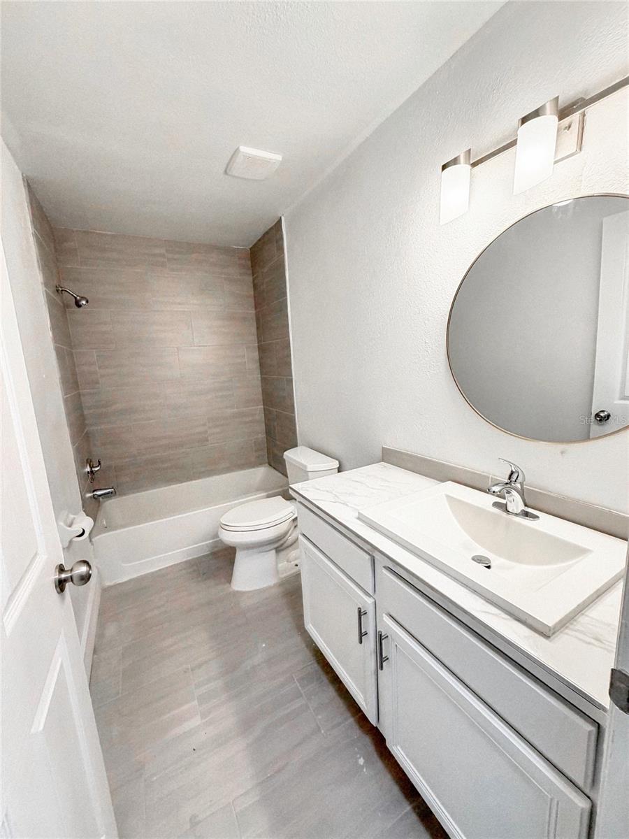 Image 16 of 19 For 1185 56th Court