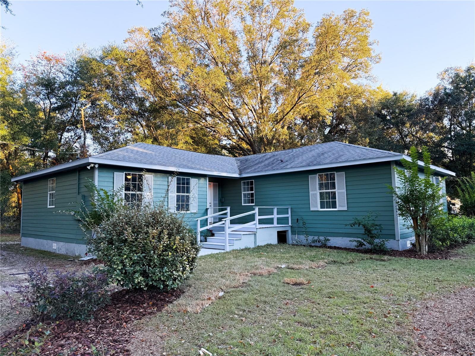 Image 3 of 19 For 1185 56th Court