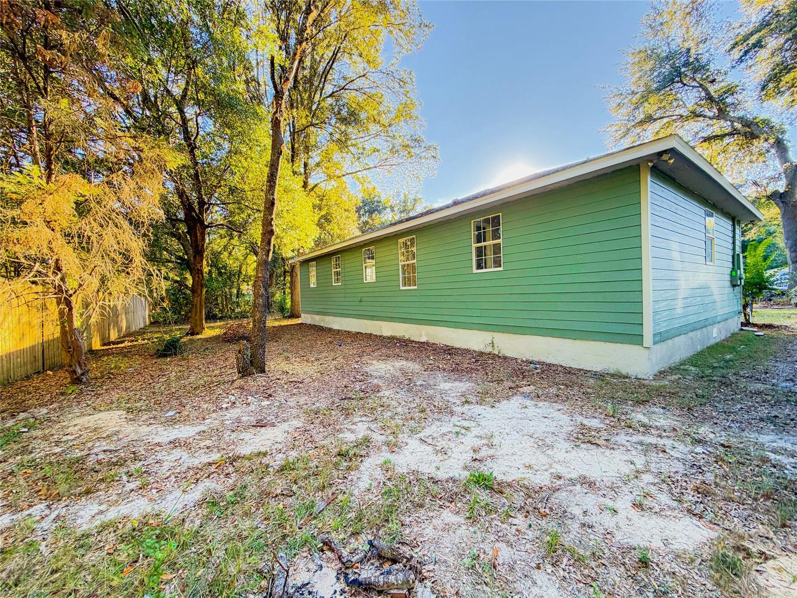 Image 4 of 19 For 1185 56th Court