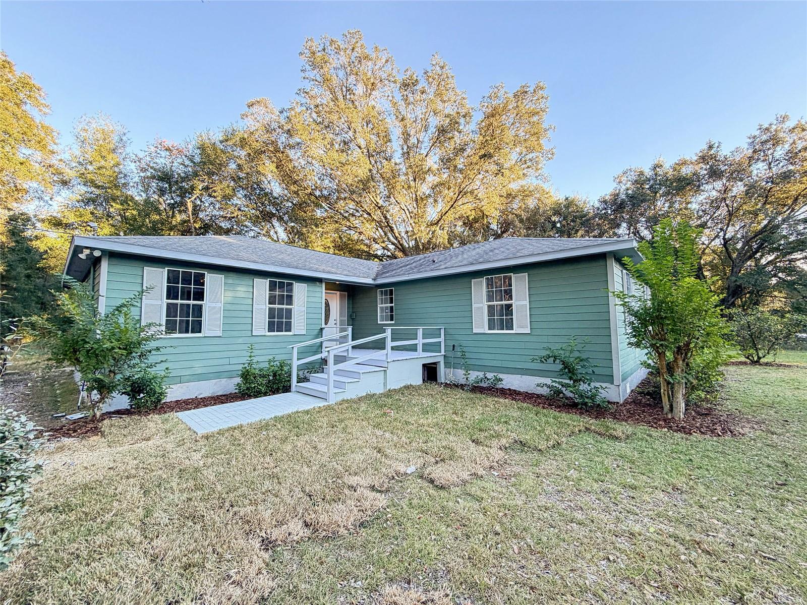 Image 5 of 19 For 1185 56th Court