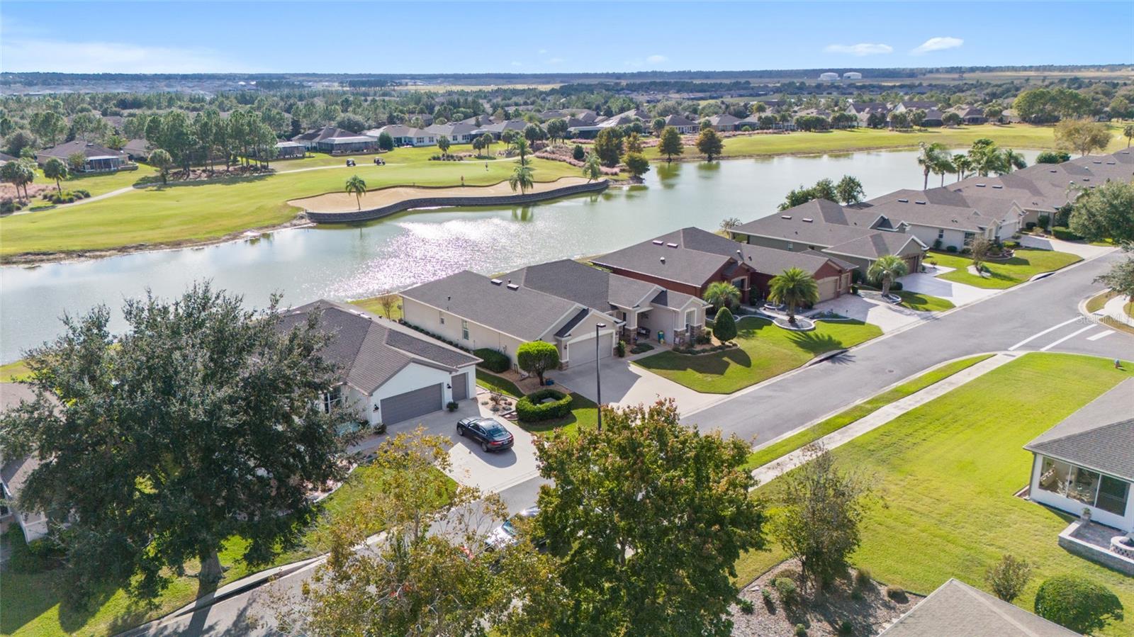 Image 2 of 84 For 9479 71st Loop