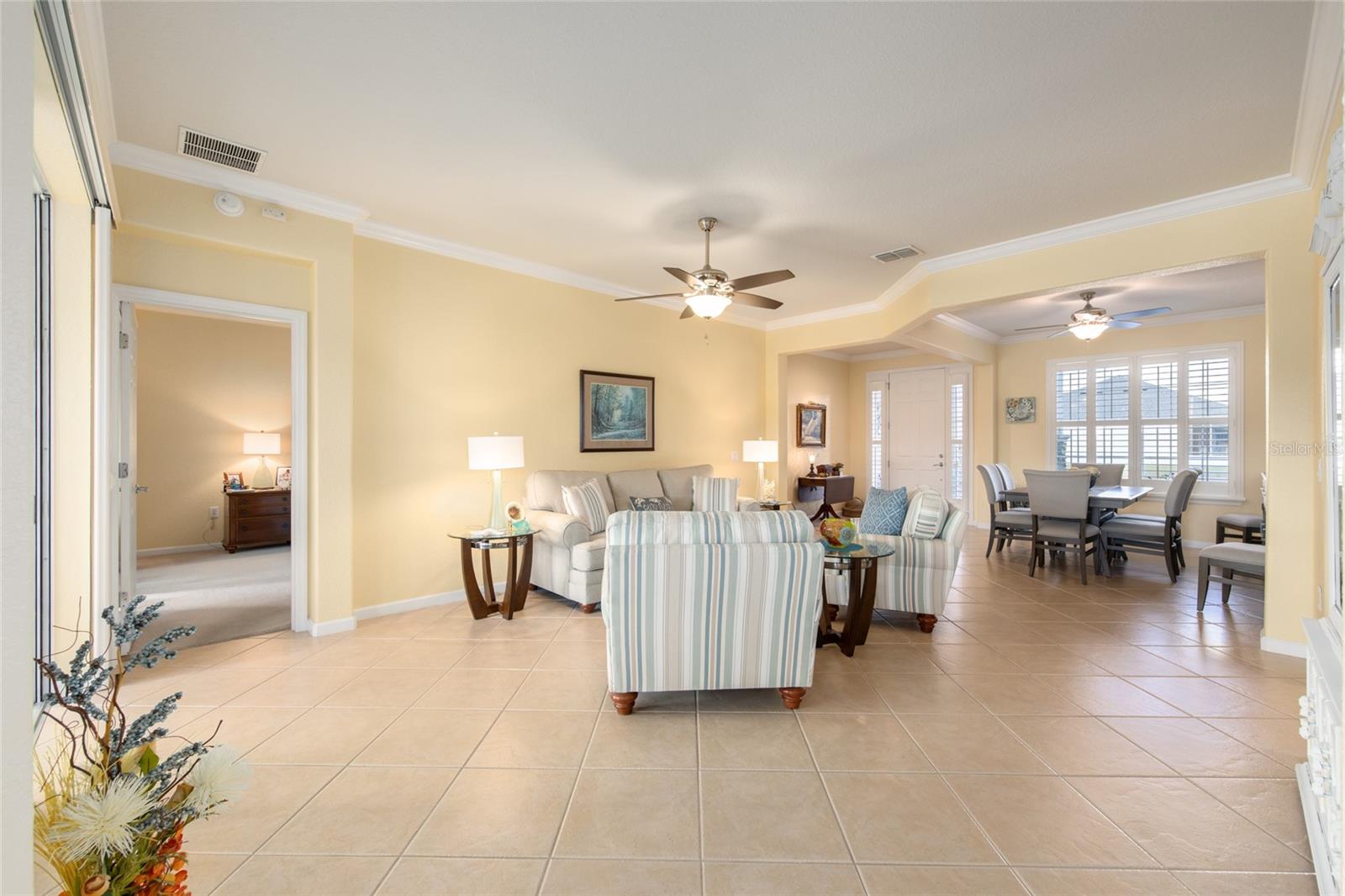 Image 31 of 84 For 9479 71st Loop