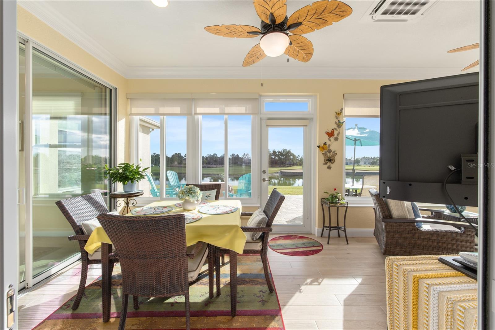 Image 47 of 84 For 9479 71st Loop