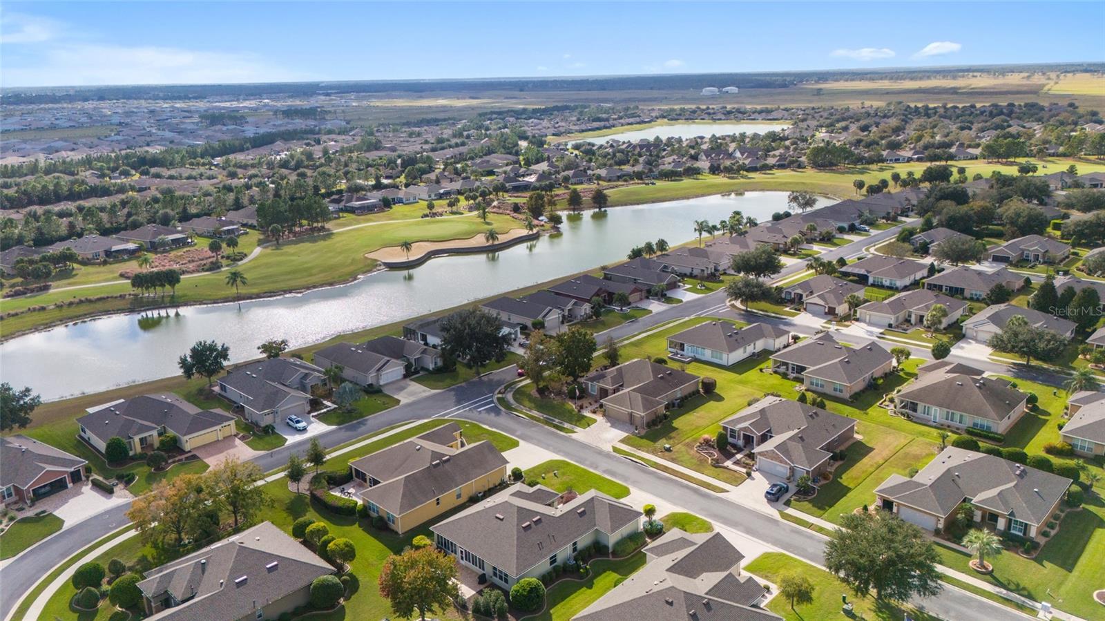 Image 73 of 84 For 9479 71st Loop